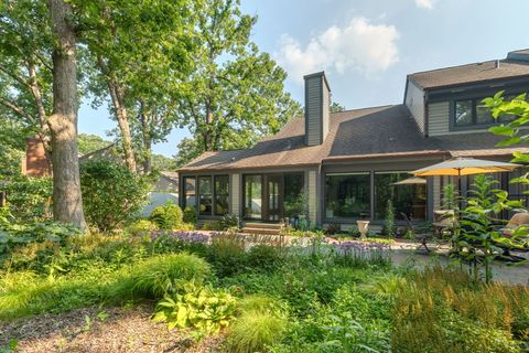 Tiny photo for 45 Warrington Drive, Lake Bluff, IL 60044 (MLS # 12612198)