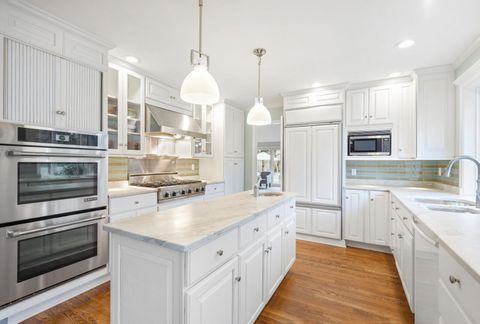 Tiny photo for 45 Warrington Drive, Lake Bluff, IL 60044 (MLS # 12612198)