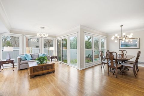 Tiny photo for 45 Warrington Drive, Lake Bluff, IL 60044 (MLS # 12612198)