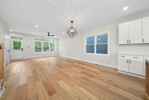 Tiny photo for 2224 N Nordica Avenue, Chicago, IL 60707 (MLS # 12487112)
