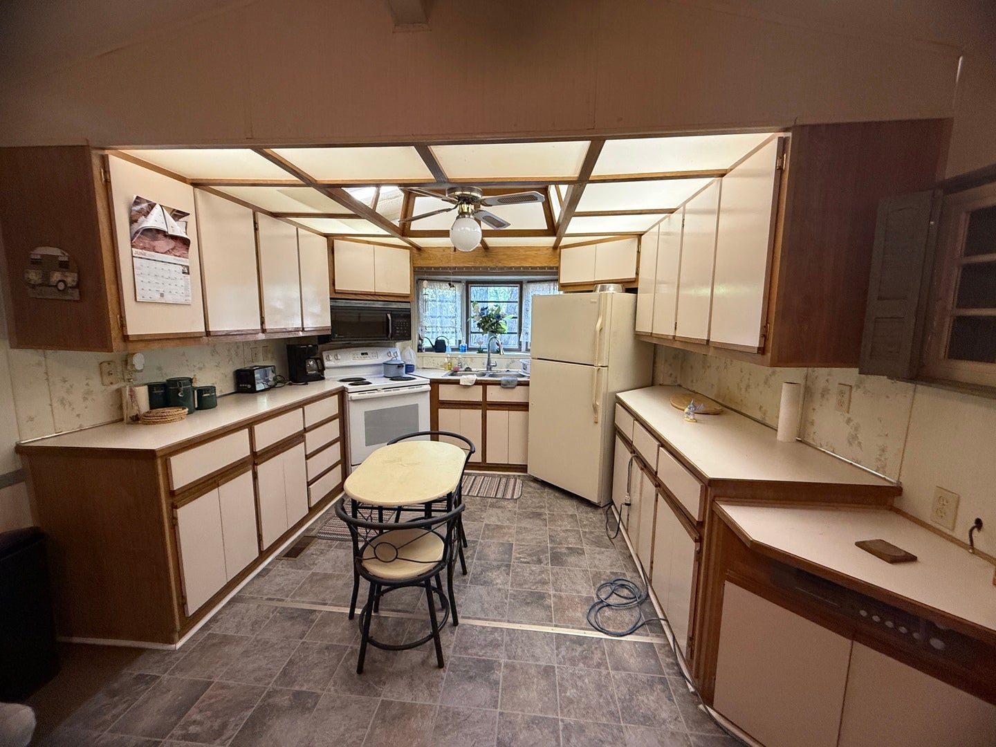 2-24 Woodhaven Lakes