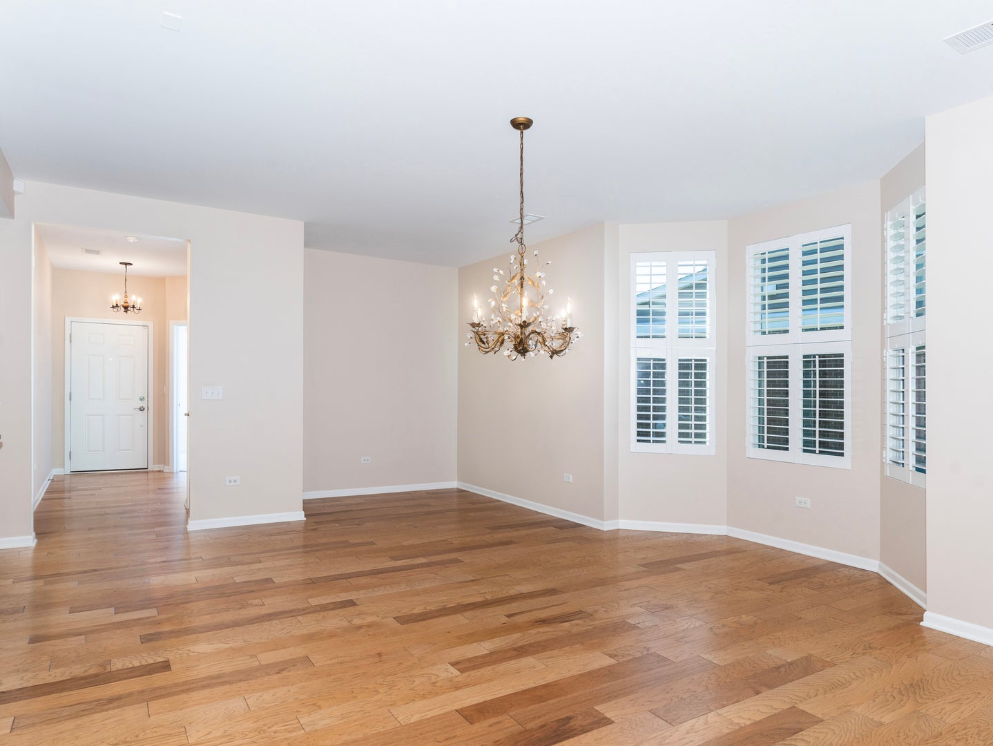 4221 Lobo Court
