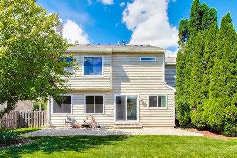 Tiny photo for 1022 WRENS GATE, Mundelein, IL 60060 (MLS # 12689439)