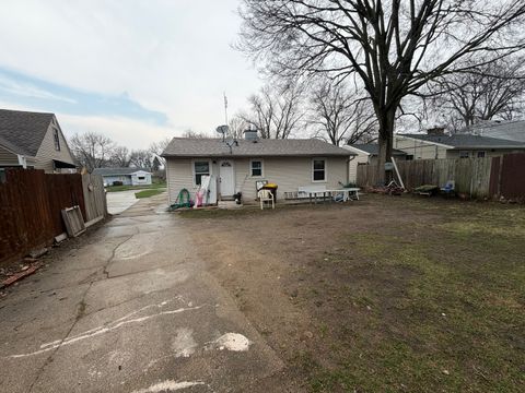 Tiny photo for 1916 Loomis Street, Rockford, IL 61102 (MLS # 12607263)