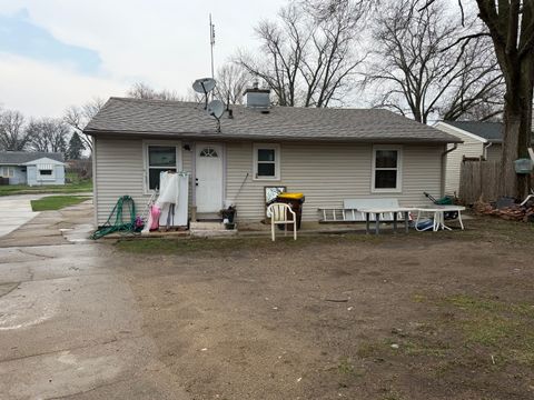 Tiny photo for 1916 Loomis Street, Rockford, IL 61102 (MLS # 12607263)