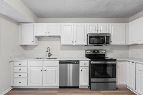 Tiny photo for 511 Aurora Avenue #507, Naperville, IL 60540 (MLS # 12615496)