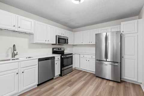 Tiny photo for 511 Aurora Avenue #507, Naperville, IL 60540 (MLS # 12615496)