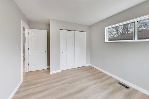 Tiny photo for 260 Mohave Street, Hoffman Estates, IL 60169 (MLS # 12582955)