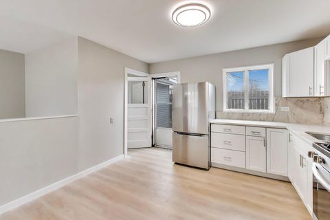 Tiny photo for 260 Mohave Street, Hoffman Estates, IL 60169 (MLS # 12582955)