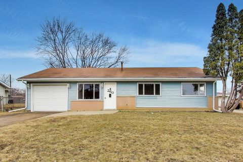 Photo of 260 Mohave Street, Hoffman Estates, IL 60169 (MLS # 12582955)