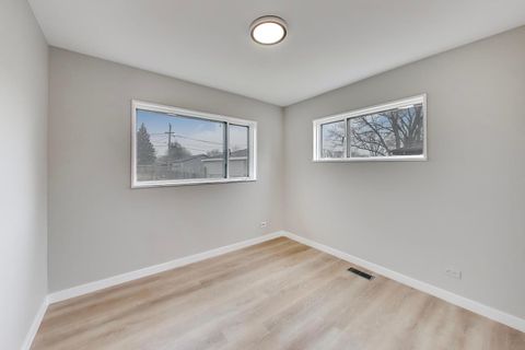 Tiny photo for 260 Mohave Street, Hoffman Estates, IL 60169 (MLS # 12582955)