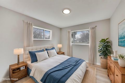 Tiny photo for 260 Mohave Street, Hoffman Estates, IL 60169 (MLS # 12582955)