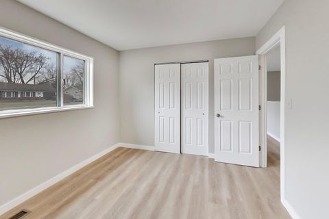 Tiny photo for 260 Mohave Street, Hoffman Estates, IL 60169 (MLS # 12582955)