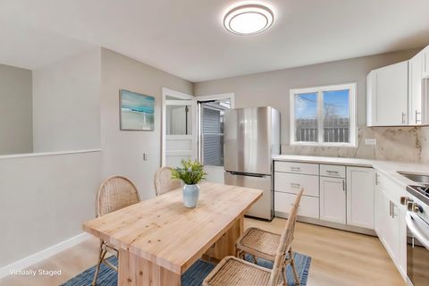 Tiny photo for 260 Mohave Street, Hoffman Estates, IL 60169 (MLS # 12582955)