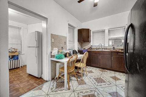 Tiny photo for 924 N PULASKI Avenue, Chicago, IL 60651 (MLS # 12563724)