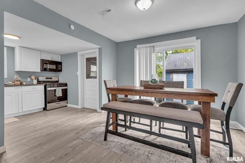 Tiny photo for 235 W 32ND Street, Davenport, IA 52803 (MLS # QC4257728)