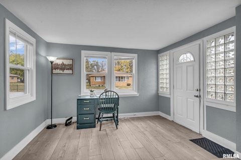 Tiny photo for 235 W 32ND Street, Davenport, IA 52803 (MLS # QC4257728)