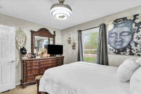 Tiny photo for 404 W Maple Street, Champaign, IL 61820 (MLS # 12616686)