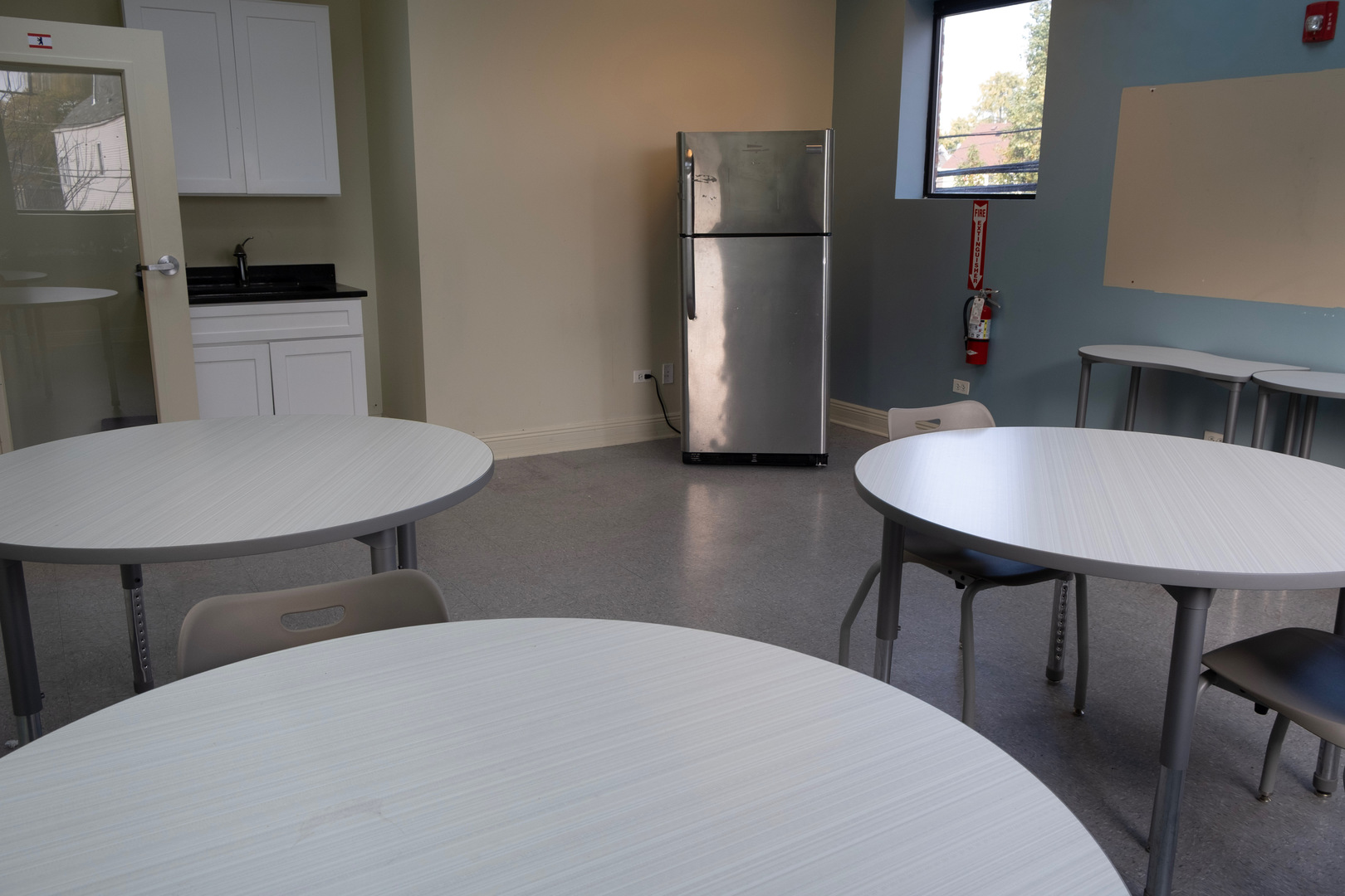 3100 W Belmont Avenue, Chicago, IL, 60618 3 3100 W Belmont Avenue