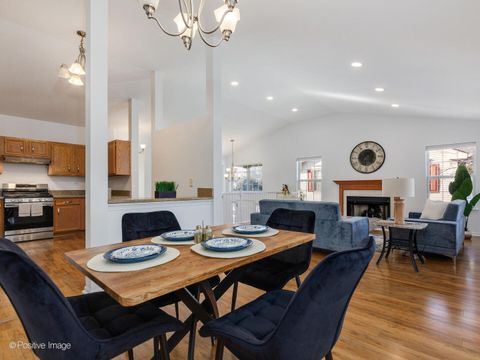 Tiny photo for 121 Commons Court, Wheeling, IL 60090 (MLS # 12597609)