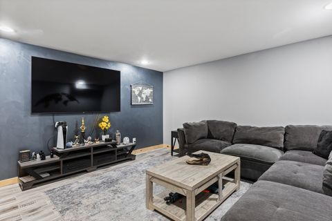 Tiny photo for 405 Shadow Wood Drive, Yorkville, IL 60560 (MLS # 12515319)