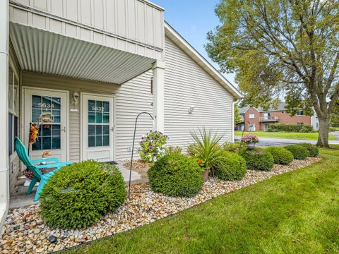 Tiny photo for 5632 Andrews Drive #3, Roscoe, IL 61073 (MLS # 12730572)