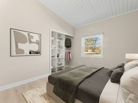 Tiny photo for 8 Rob Road, Mount Prospect, IL 60056 (MLS # 12599542)