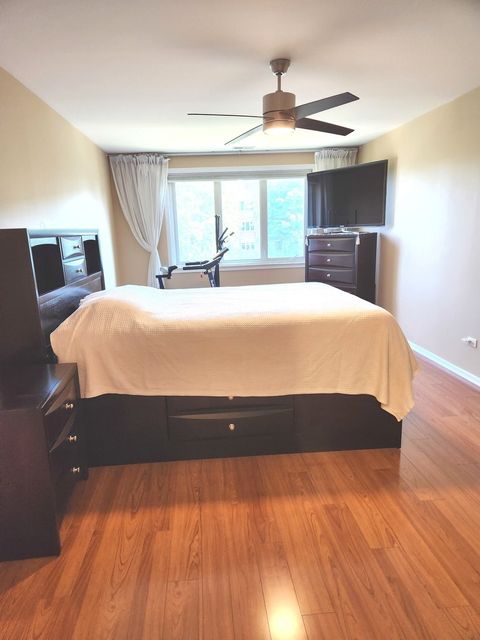 Tiny photo for 8001 W Courte Drive #310, Niles, IL 60714 (MLS # 12702471)