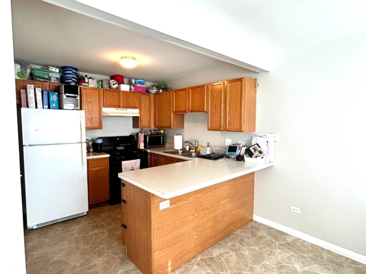 978 N Village Drive 2