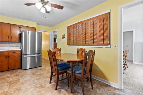 Tiny photo for 904 Snyder Drive, Bloomington, IL 61701 (MLS # 12508926)