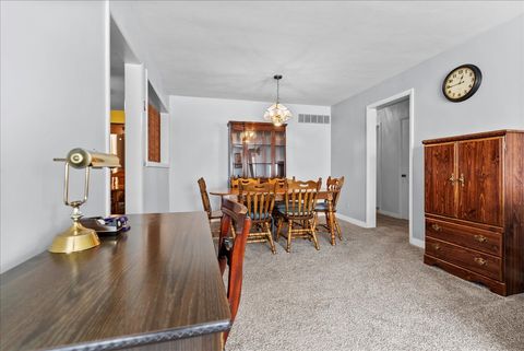 Tiny photo for 904 Snyder Drive, Bloomington, IL 61701 (MLS # 12508926)