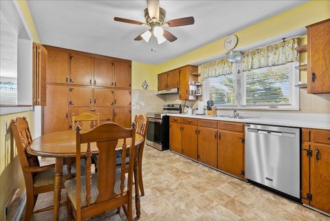 Tiny photo for 904 Snyder Drive, Bloomington, IL 61701 (MLS # 12508926)