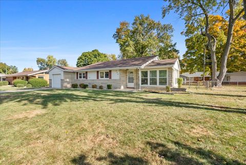 Tiny photo for 904 Snyder Drive, Bloomington, IL 61701 (MLS # 12508926)