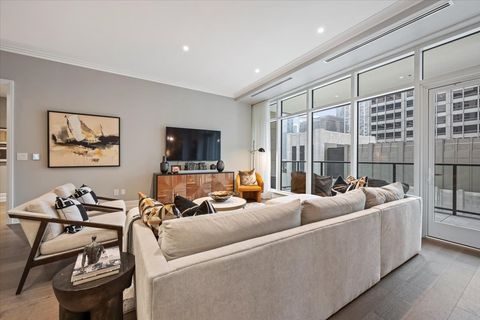 Tiny photo for 435 N Michigan Avenue #814, Chicago, IL 60611 (MLS # 12571715)