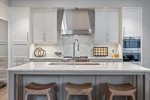 Tiny photo for 435 N Michigan Avenue #814, Chicago, IL 60611 (MLS # 12571715)