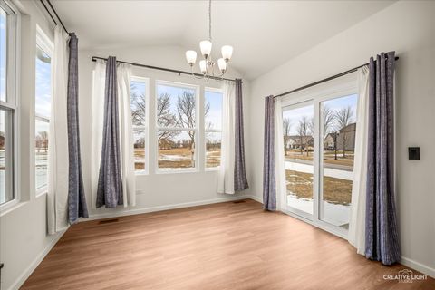 Tiny photo for 3667 Peregrine Way, Elgin, IL 60124 (MLS # 12679306)