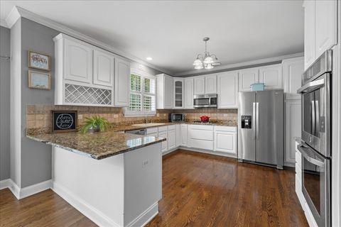 Tiny photo for 1415 Carmel Lane, Cary, IL 60013 (MLS # 12464358)