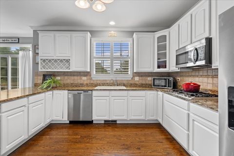 Tiny photo for 1415 Carmel Lane, Cary, IL 60013 (MLS # 12464358)