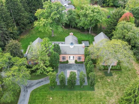 300 Butler Drive Lake Forest IL 60045