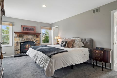 Tiny photo for 1412 Village Court, Buffalo Grove, IL 60089 (MLS # 12642049)