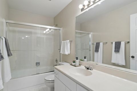 Tiny photo for 1412 Village Court, Buffalo Grove, IL 60089 (MLS # 12642049)