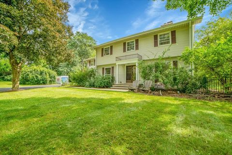 Photo of 3N011 Morningside Avenue, West Chicago, IL 60185 (MLS # 12621108)