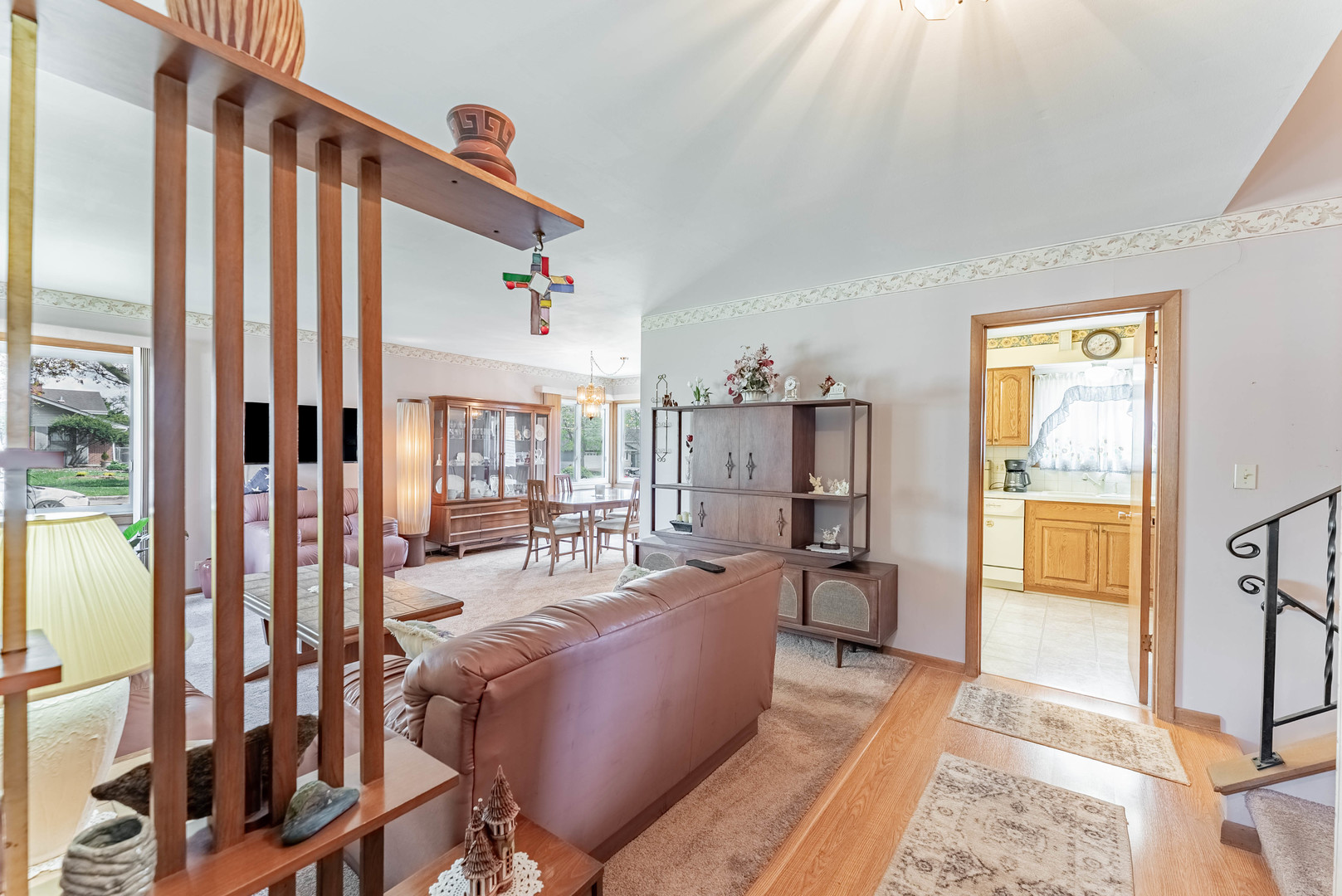 228 S Milton Avenue S