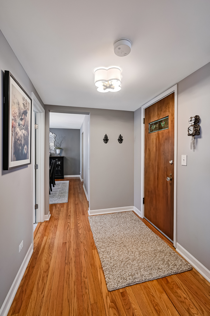 75 E Harris Avenue 2E