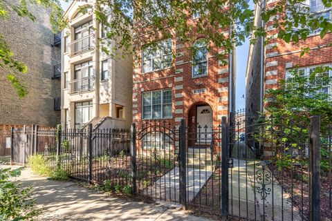 842 N Wood Street 3 Chicago IL 60622