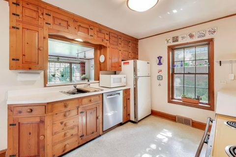 Tiny photo for 2113 Forestview Road, Evanston, IL 60201 (MLS # 12482583)