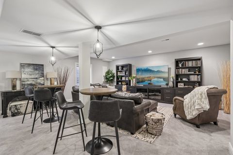 Tiny photo for 757 S Saylor Avenue, Elmhurst, IL 60126 (MLS # 12447659)