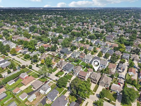 Tiny photo for 757 S Saylor Avenue, Elmhurst, IL 60126 (MLS # 12447659)