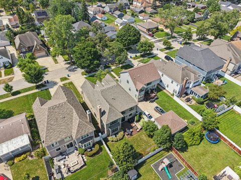 Tiny photo for 757 S Saylor Avenue, Elmhurst, IL 60126 (MLS # 12447659)