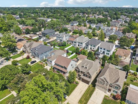 Tiny photo for 757 S Saylor Avenue, Elmhurst, IL 60126 (MLS # 12447659)